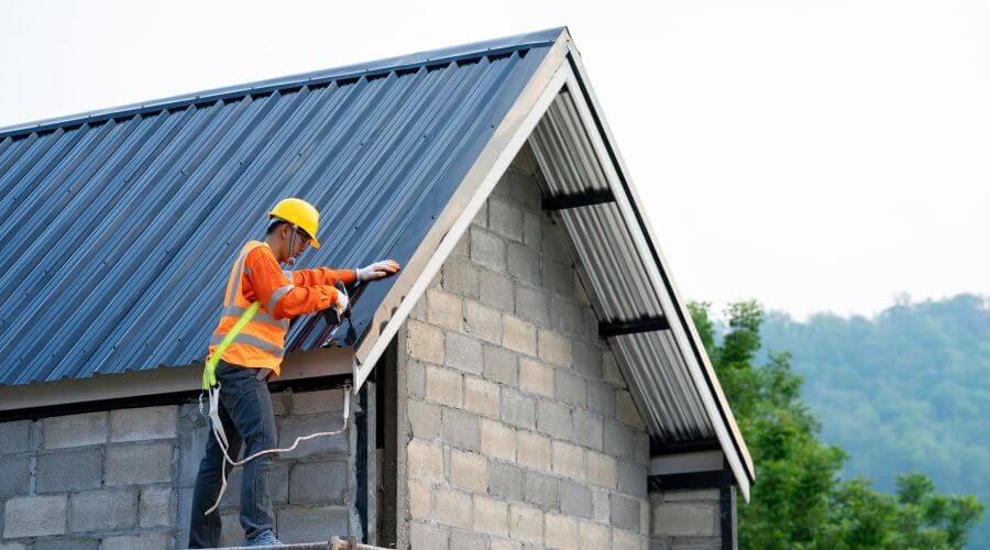 Professional Flat Roofing Installation in Atalissa, IA
